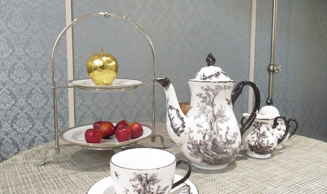 Recyklace starých kávových a čajových hrníčků – bezva nápady
