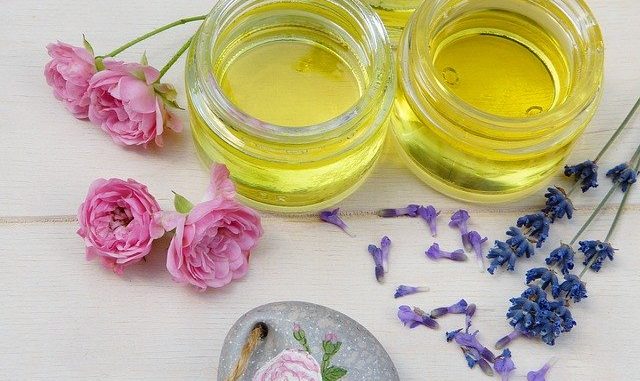 Domácí aromaterapie pro dlouhé zimní večery a tipy na vhodné bylinky